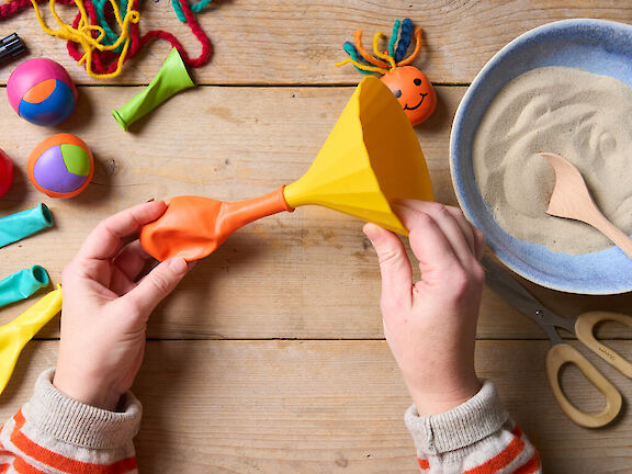 Schritt 1: Trichter und Ballon